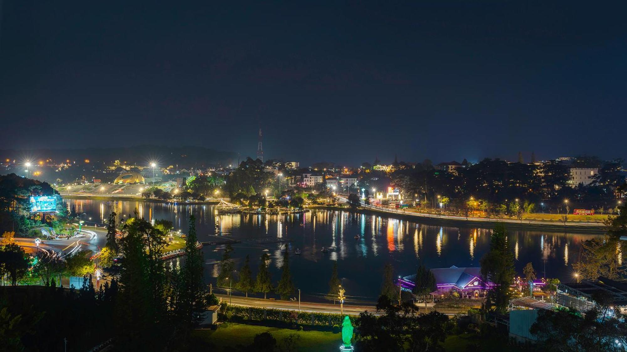 Nam Phuong Dalat Central Екстер'єр фото